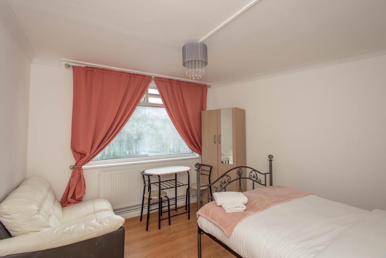 Modern Apartments In Bromley, Greater London Near Tesco And Sundridge Park Station المظهر الخارجي الصورة