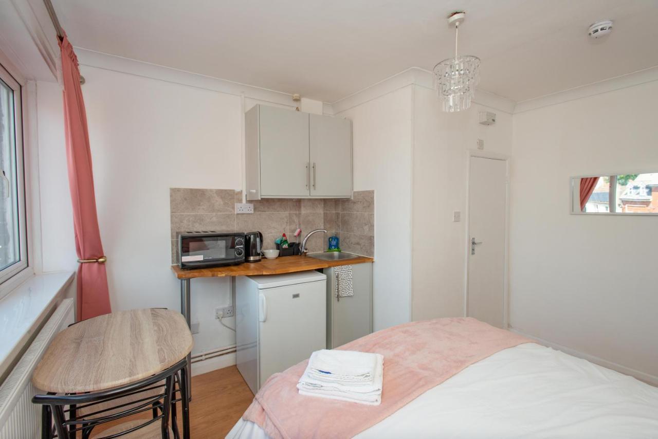 Modern Apartments In Bromley, Greater London Near Tesco And Sundridge Park Station المظهر الخارجي الصورة